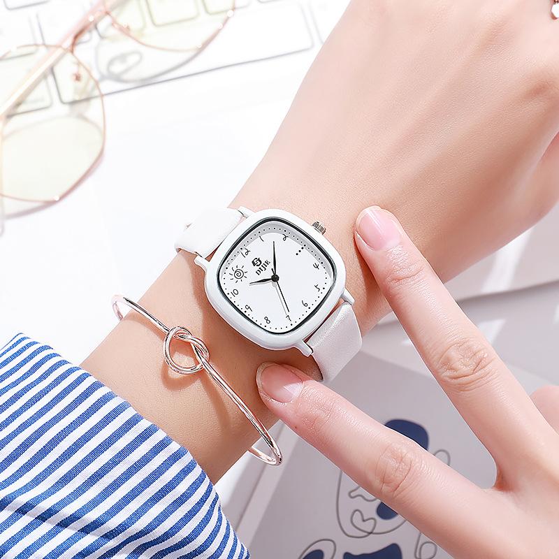 Square Junior High School Student Watch Girls' Simple College Style Student Mori Literary And Versatile Watch Large Dial
