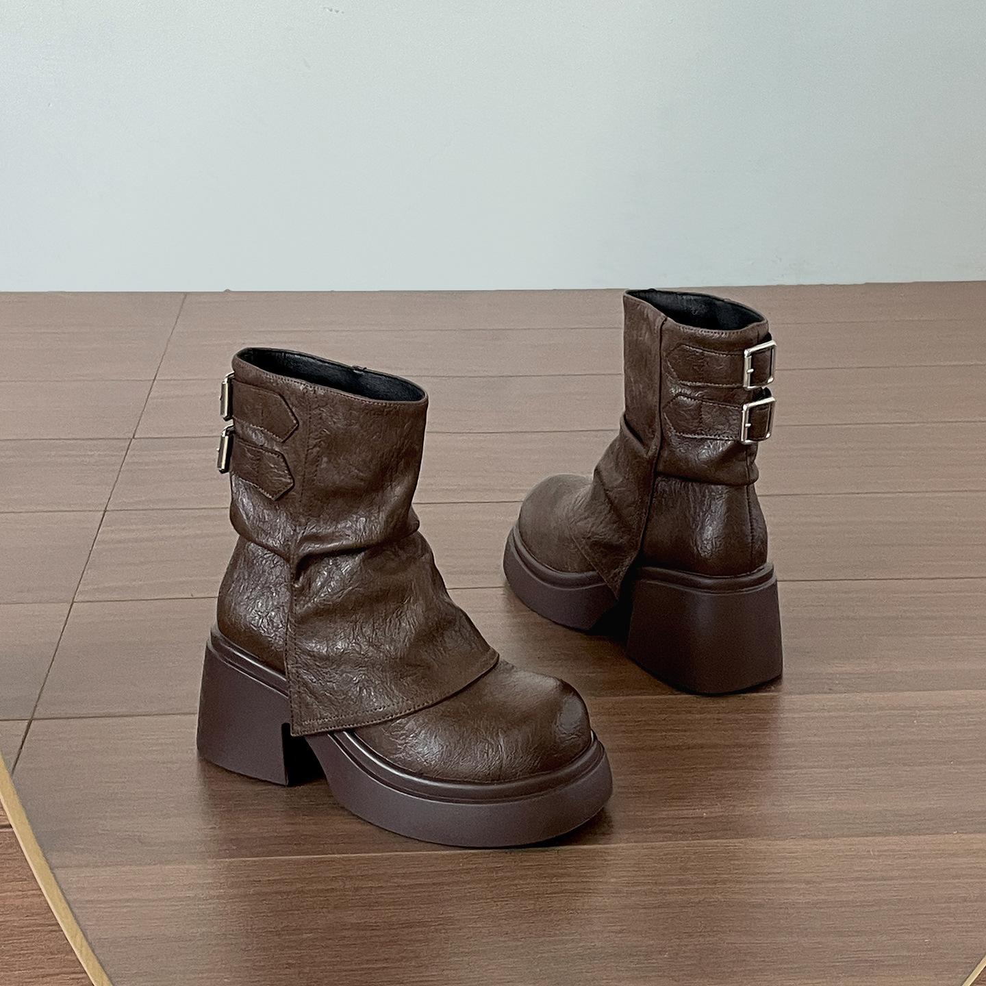 

Королева Ван Мейлард Коричневые Мартинсы на Толстом Каблуке Женские 2025 Новые Осенние Сапоги Высотой до Щиколотки 40 коричневый