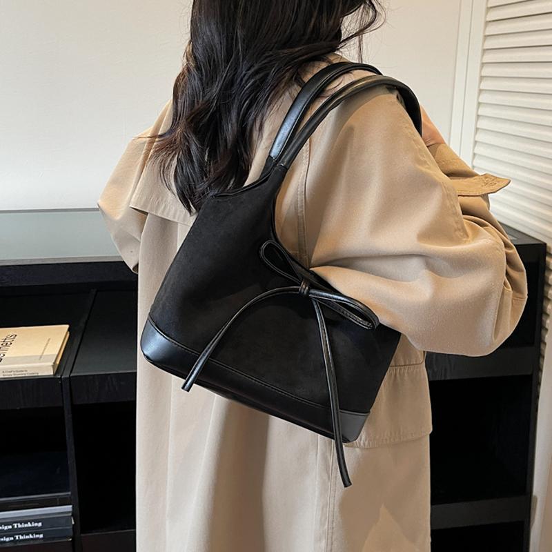 Trend PU Splicing Faux Suede Women Shoulder Bag Autumn Winter Vintage Bow Decor Magnetic Buckle Handbags Casual Underarm Pack