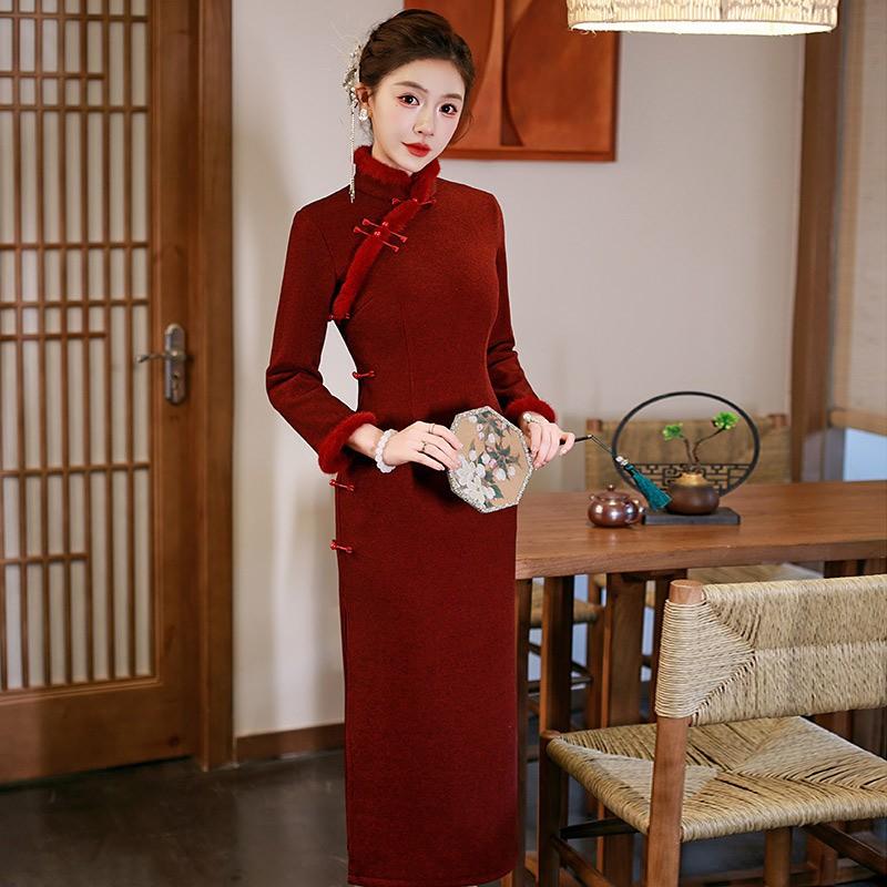 Womens Long Sleeve Knit Velvet-Lined Cheongsam Dress Winter Warm Retro Style Modest Elegant Outfit Holiday