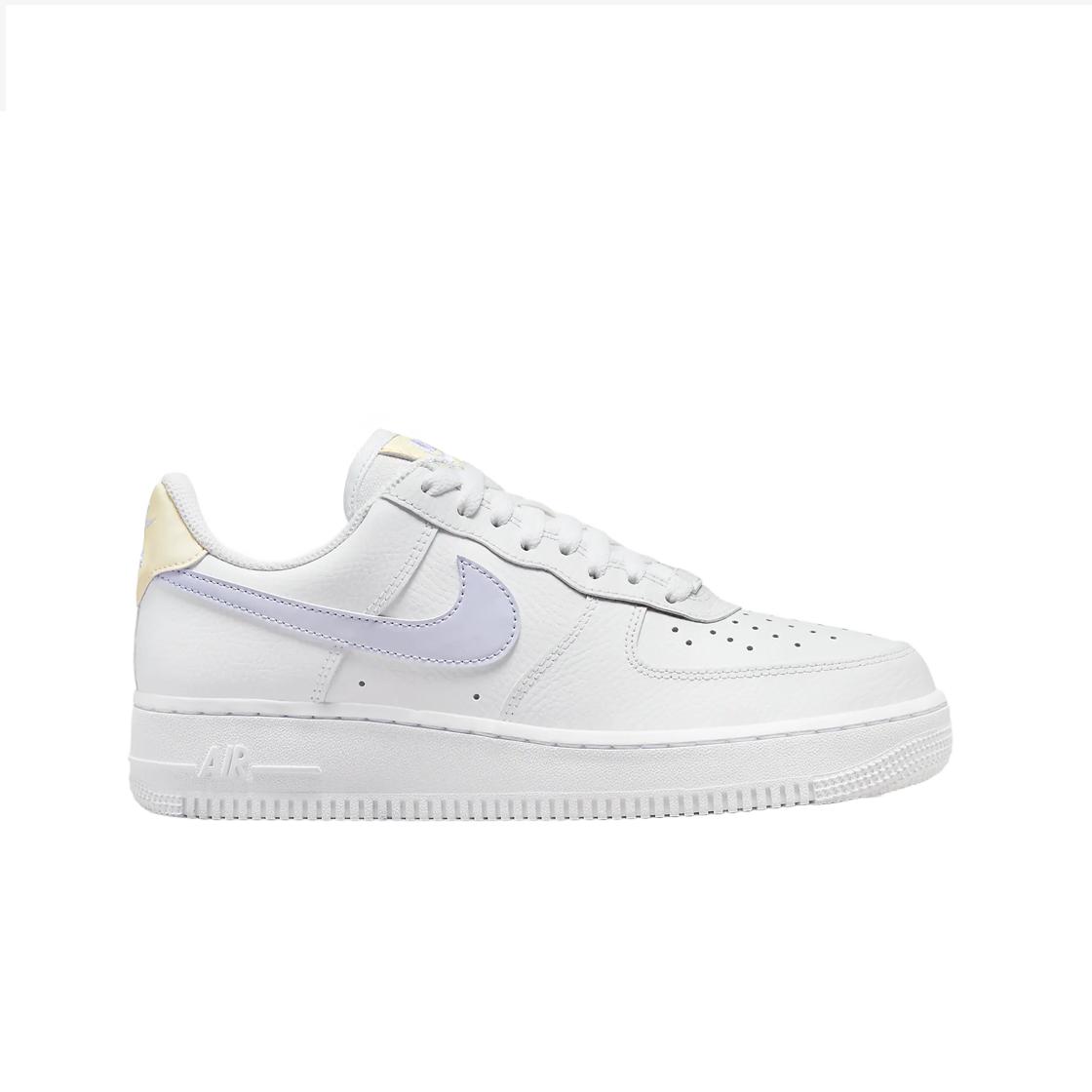 

Женские кроссовки Nike Air Force 1 07 White Oxygen Purple FN3501-101