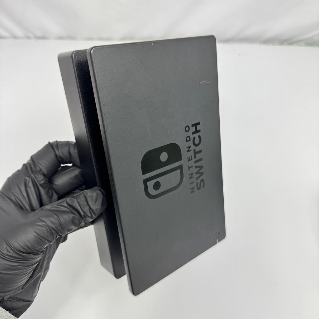 NINTENDO SWITCH Konzola V2 HAC-001(-01) Použité Joy-Cony 32GB