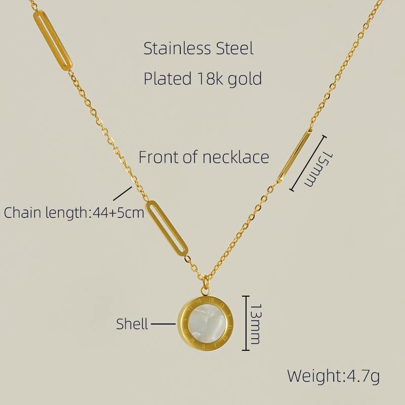 

Fashion new stainless steel round pendant, black and white two-sided necklace, titanium steel simple and versatile commuter women s model золотой