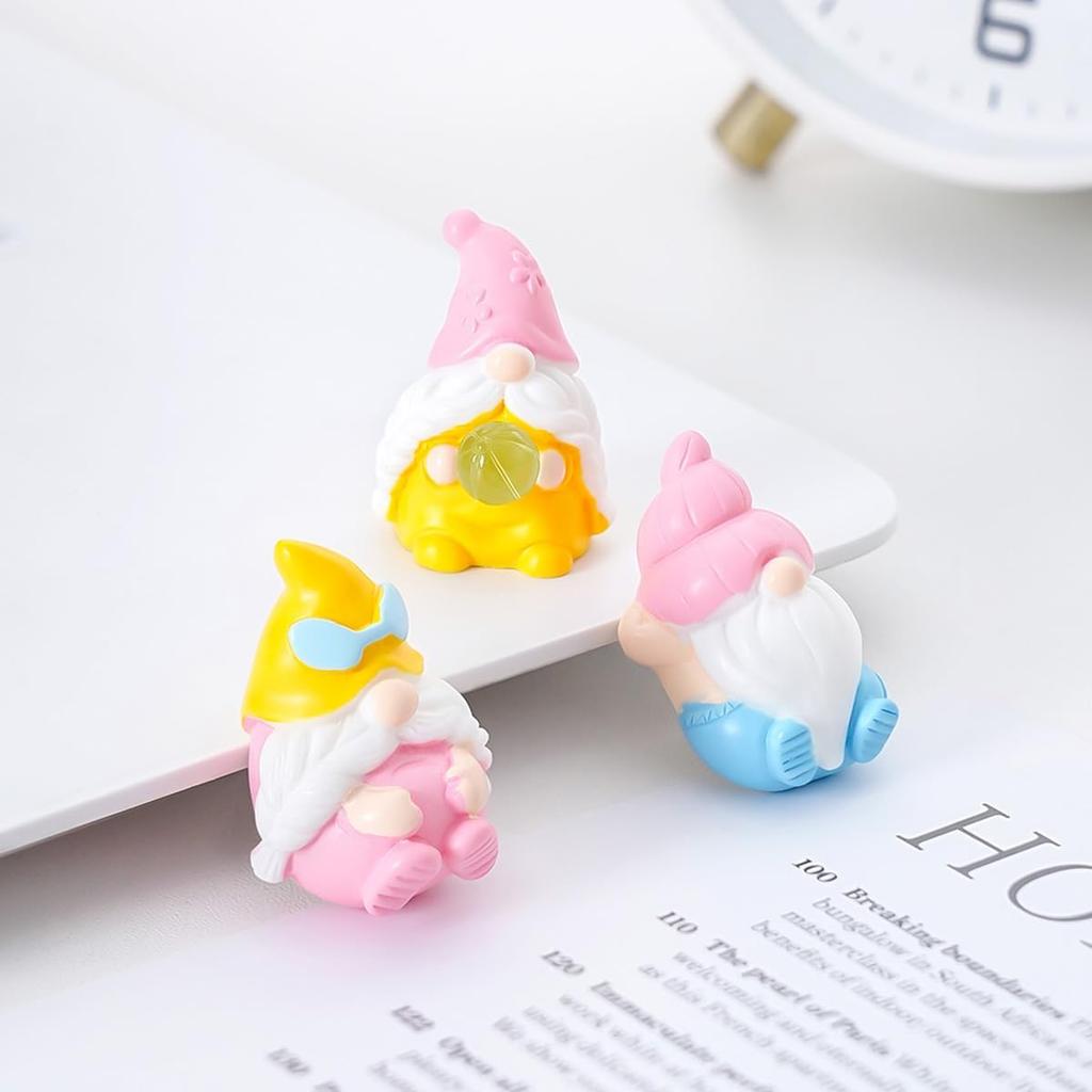 Set of 7 Mini Resin Beach Gnomes Cute Car Accessories, Funny Car Rear View Mirror & Dashboard Decorations, Adorable Auto Interior Ornaments