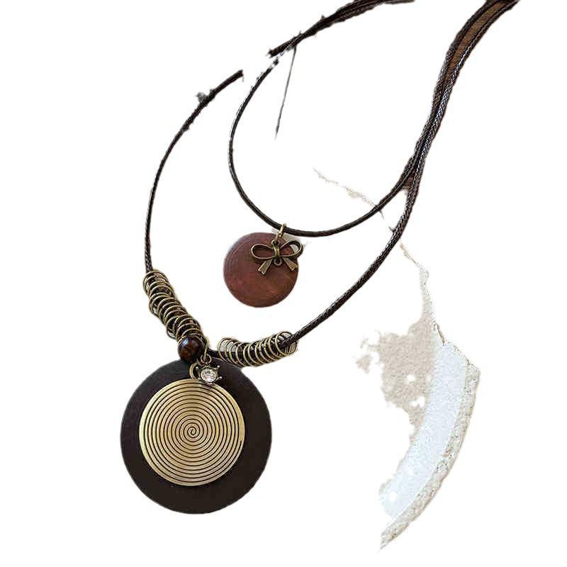 Retro Chinese Leather Star Tassel Feather Necklace - Women's Clavicle Chain