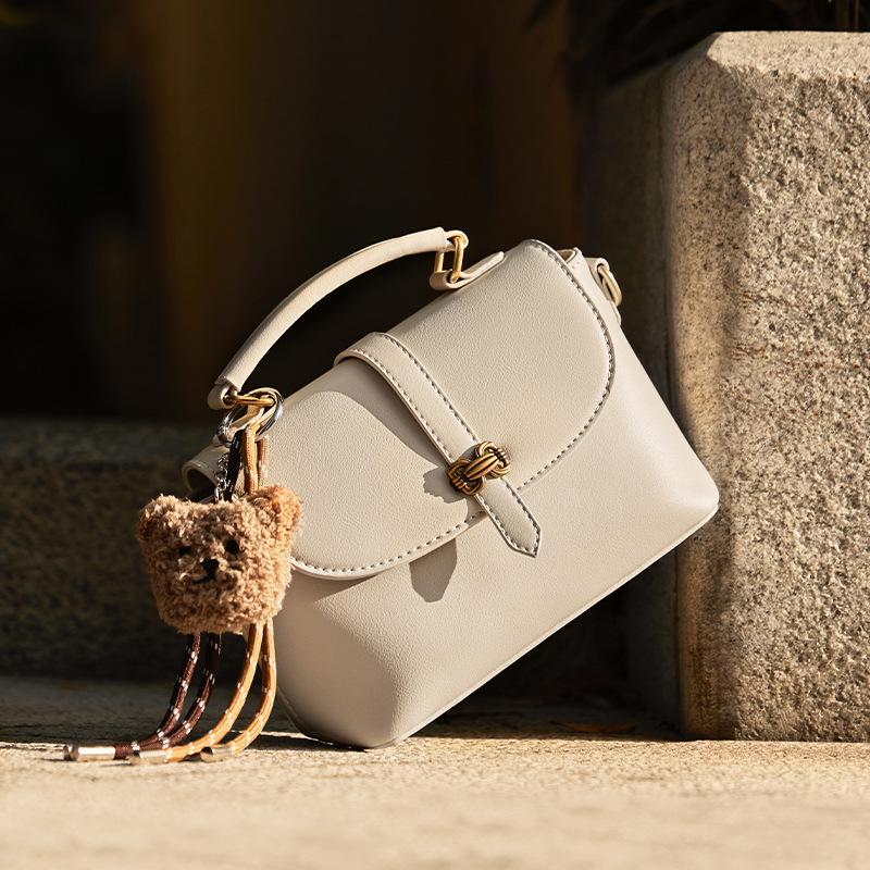 Autumn Winter Versatile Handbag 2025 New Autumn Winter Genuine Leather Women's Bag Fashionable Design Single Shoulder Crossbody Women's Bag