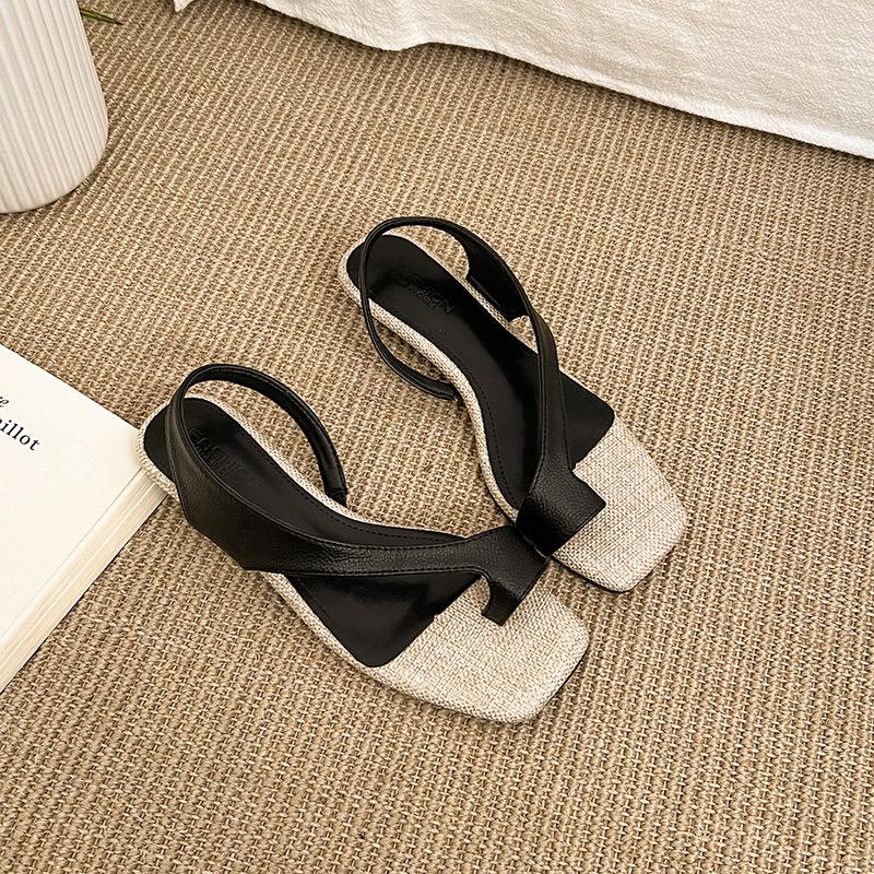 

Французские универсальные сандалии нишевые квадратный носок шпилька римские сандалии женская обувь 2025 лето новые пляжные сандалии 40 чёрный