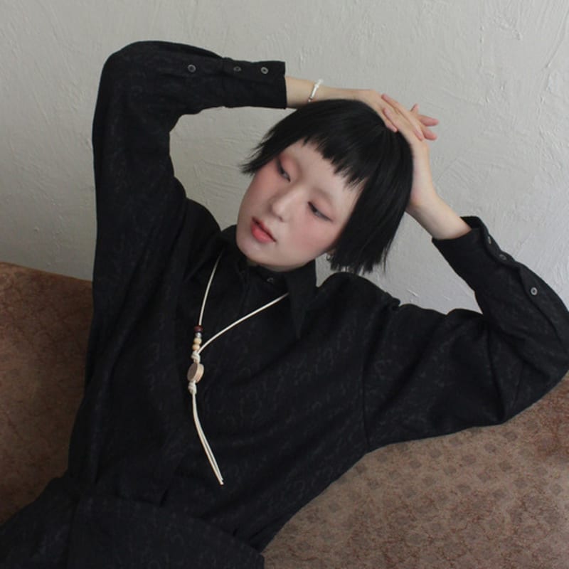 Rubati Wooden Token Necklace (CREAM)