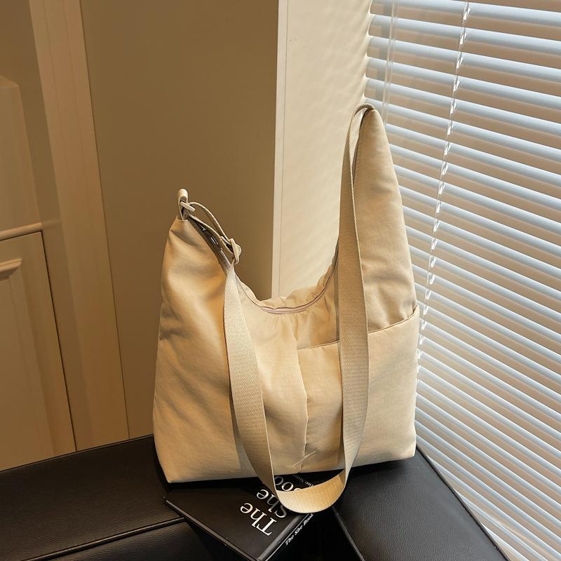 Lightweight Niche Retro Lazy Tote Bag Nylon Cloth Shoulder Messenger Bag Work Armpit Bag