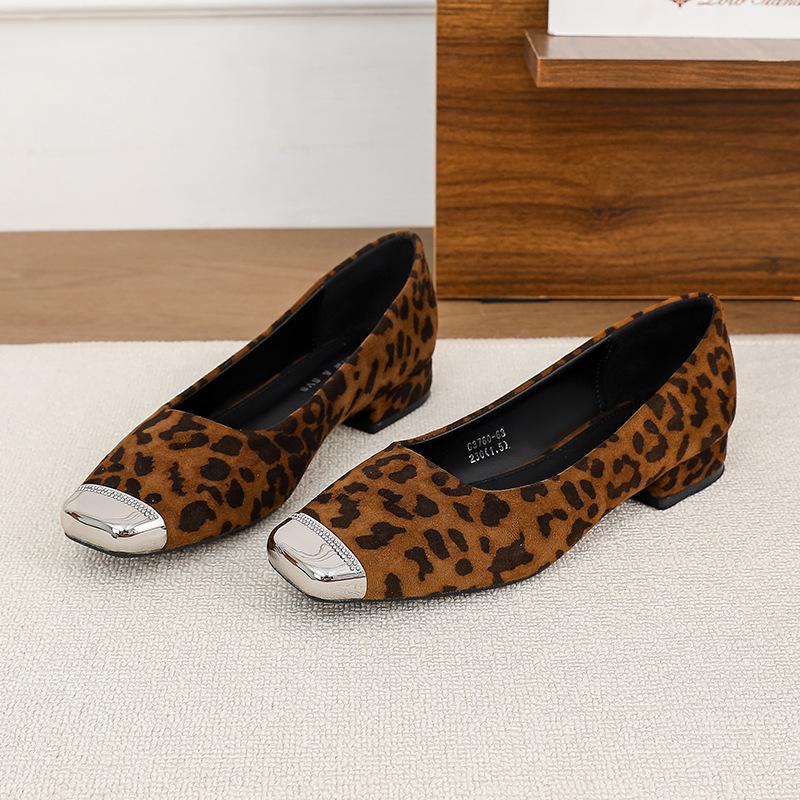 

G3760-63 French temperament metal head shallow mouth single shoes women s 2025 autumn new Xiaoxiangfeng leopard print evening shoes 40