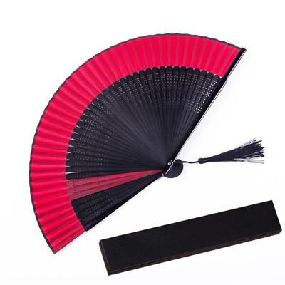 Schwarzer Rahmen mit rotem durchbrochenem schlichtem Fächer aus schwarzem Bambus reine Seide für kühlen japanischen Stil tragbar formell stilvoll handgefertigter Fächer [YaoooosF] Design,