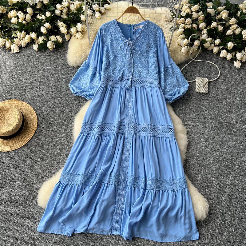 

Vintage V-neck Lantern Sleeve Lace Stitching A- line Dress Blue One size