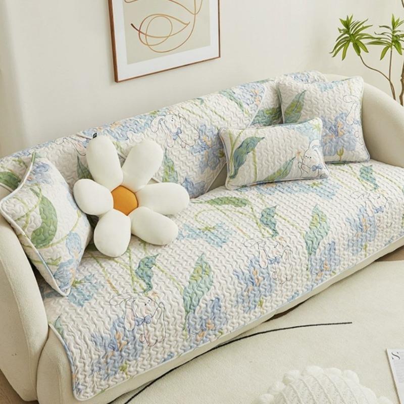 Four Season Universal Sofa Mat Cotton Anti Slip Backrest Armrest Decorative Dust Cover Thick Quilted Sofa Cover For Living Room