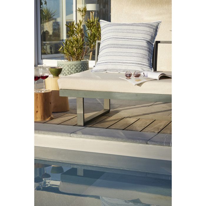 "Doris Outdoor" Cushion Cover All Sizes The Butterfly Effect - Doris Minuit - Cushion Cover 60 X 60 Cm