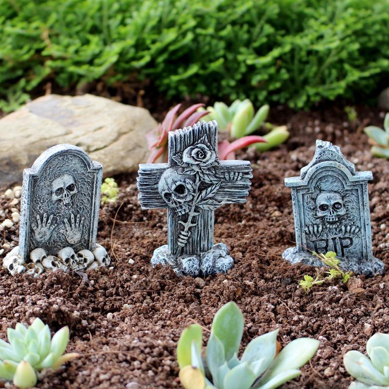 Skeleton Tombstone Ornament Set, Creative Halloween Horror Home Garden Resin Micro-landscape Decoration