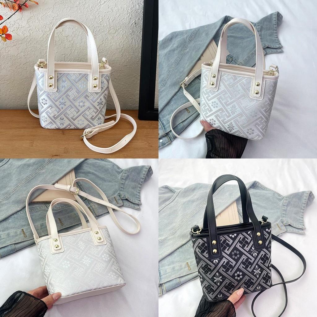 Fashion Water Bucket Shoulder Bag For Women Pu Material With Flower Embroidery