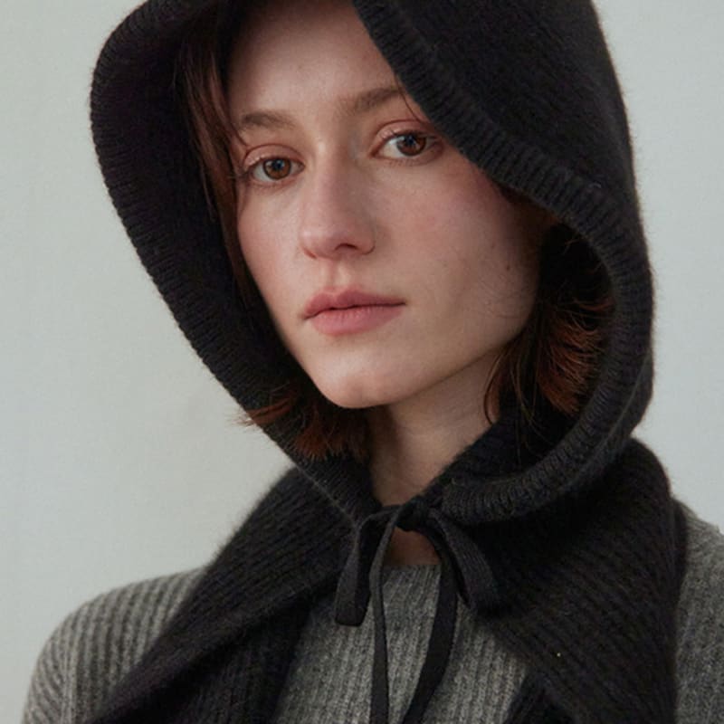 

STEP AROUND Knit Hooded Scarf_BLACK Free