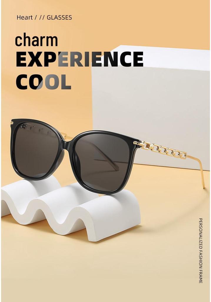 Trendy Oversized Women's Sunglasses: Fashionable Street Style UV Protection for Outdoor Travel