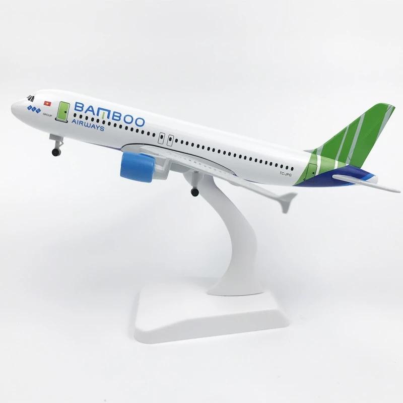 

1/300 Metal Scale Aircraft A320 Vietnam Bamboo Airways Replica Collected Model Plane w Landing Gears kids toys for boys