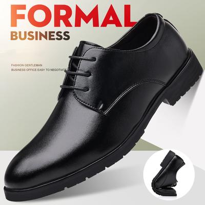 Hochwertige Formelle Leder Herren Kleiderschuhe Atmungsaktive Herren Freizeitschuhe Italienische Luxusmarke Schnürschuhe Rutschfeste Herren Fahrschuhe