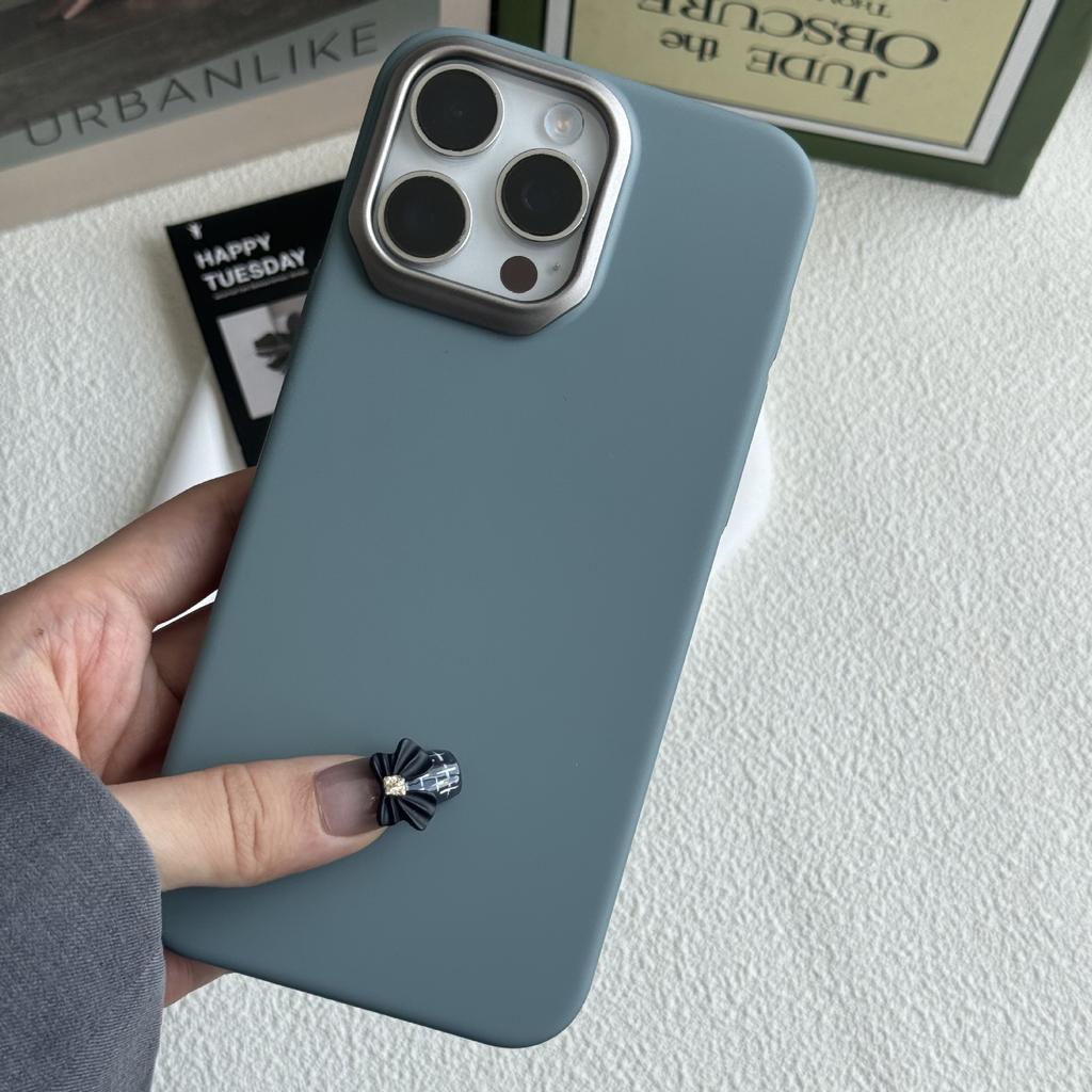 Premium matte case metal lens for iPhone16Pro max mobile phone case Apple 15 new 14/13