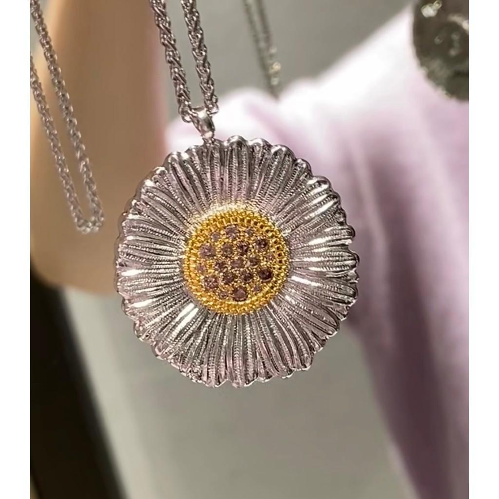 Náhrdelník sedmikráska italské luxusní šperkařské značky retro palácový styl náhrdelník s aurózním 18k silným zlacením galvanizací s barevným oddělením