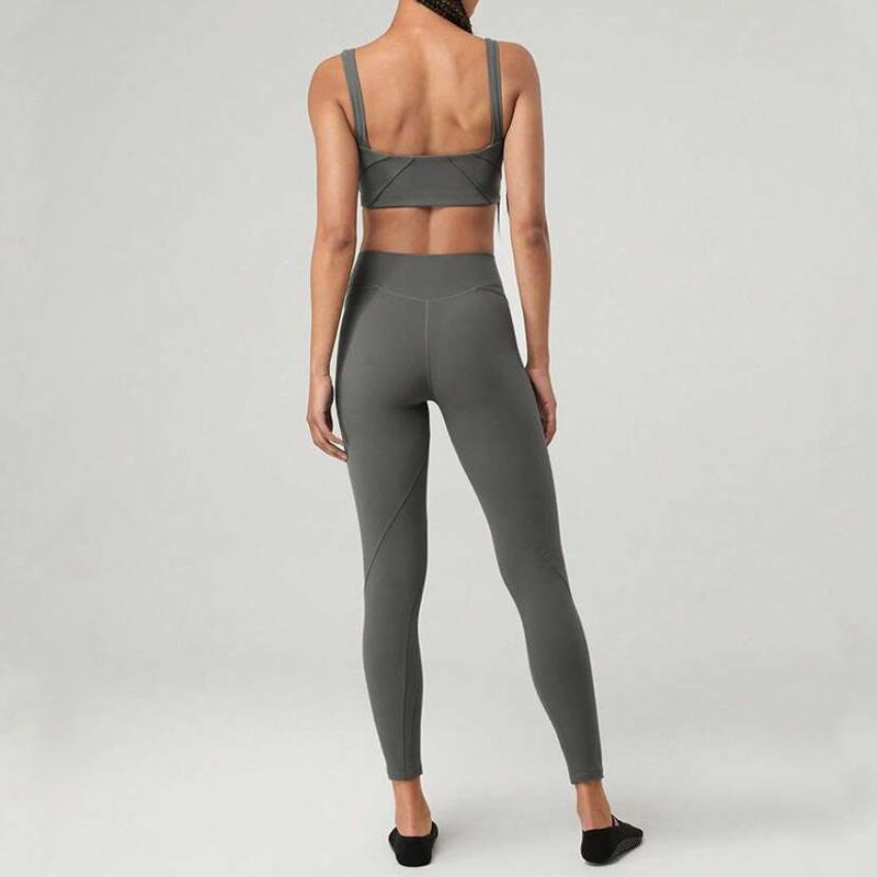 A set of yoga clothes in Europe and the United States, women's high-sense high waist hip lift exercise running fitness suit YY111