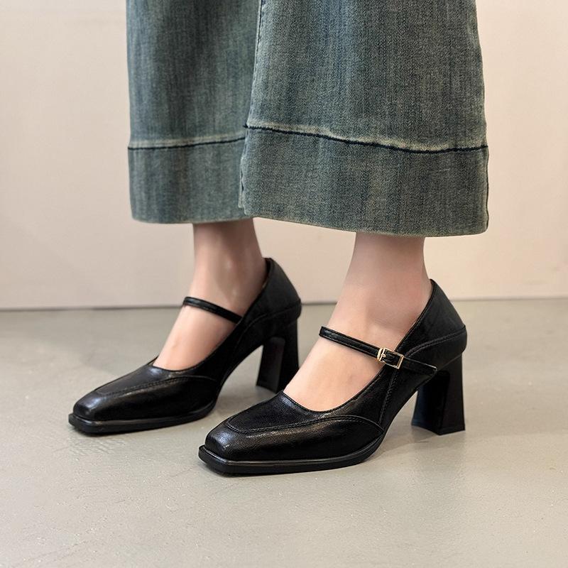 Retro Style Square Head Mary Jane Shoes 2025 New High Heels with French Light Mouth Thick Heel Single Shoes Small Leather Shoes