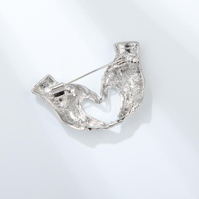 Hand Pose Heart Brooches For Unisex Office Casual Party Jewelry Unique Hands Brooch Pins Gifts