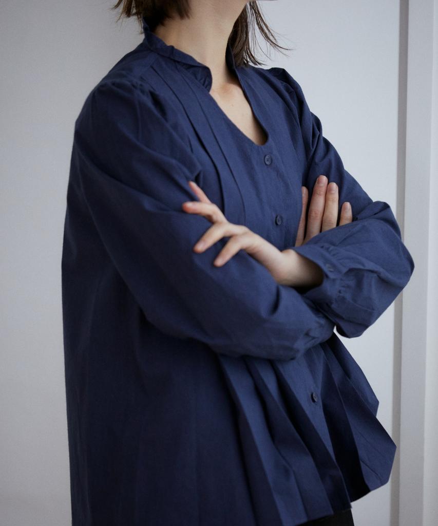 WIOE Mori Frill Pintuck Shirt_Navy