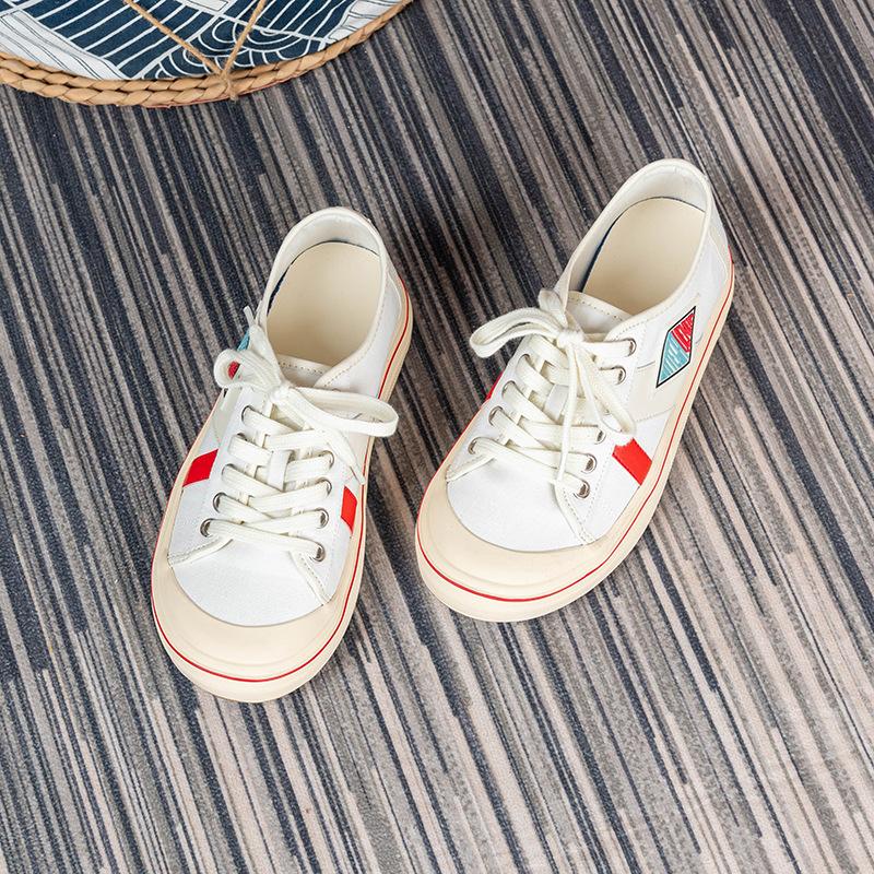 Retro Canvas Shoes Women's 2025 New Flat-bottomed Contrasting Color Splicing Casual Board Shoes Low-top Lace-up Breathable Little White Shoes