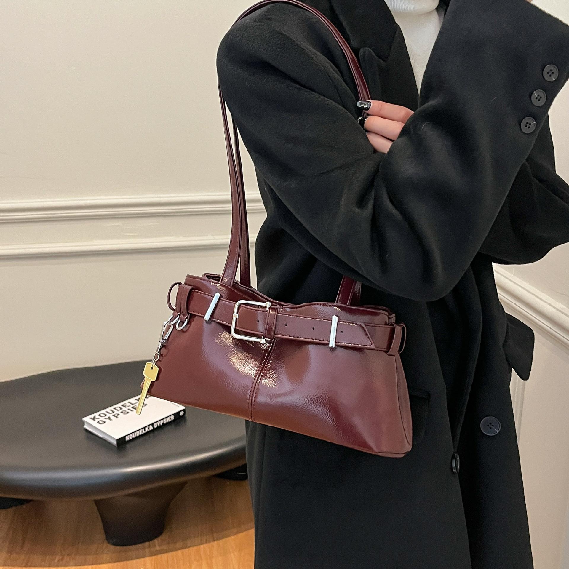 

Нишевая премиальная сумка-багет с чувством, ретро, большой вместимости, подмышечная сумка, универсальная плечевая сумка 31*10*14 бордовый