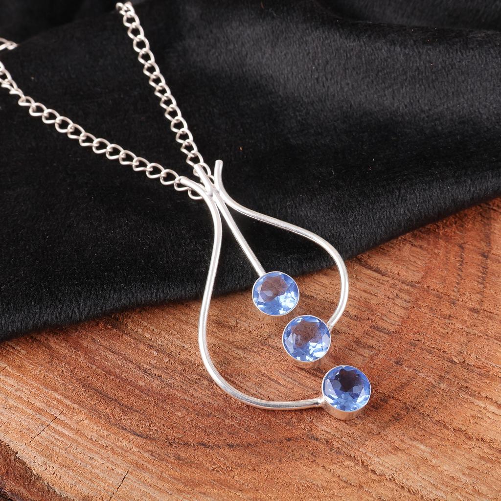 Pendentif en pierre précieuse tanzanite fait à la main, pendentif en argent sterling massif 925, bijoux anciens, pendentif pour cadeau de fiançailles