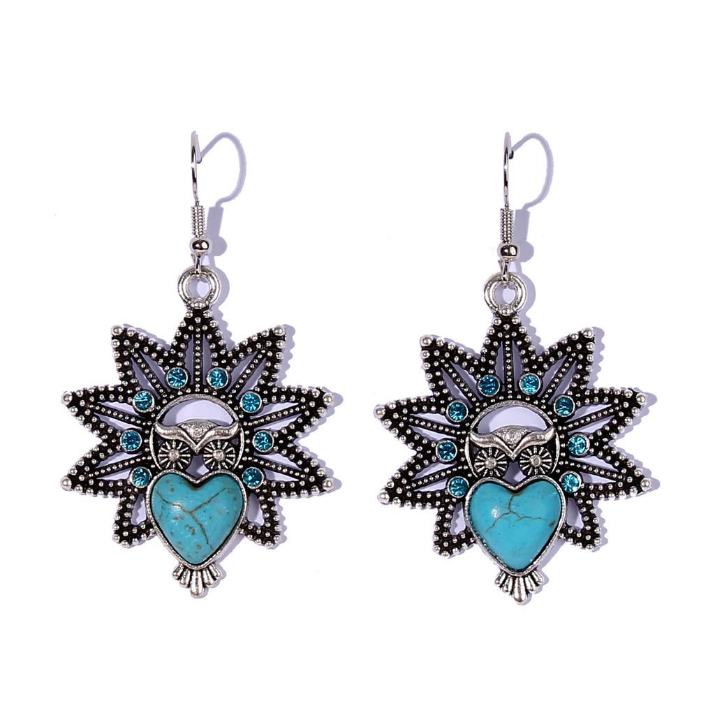 Vintage Geometric Alloy Earrings For Women With Gold Plating And Animal Design For Gift Giving
