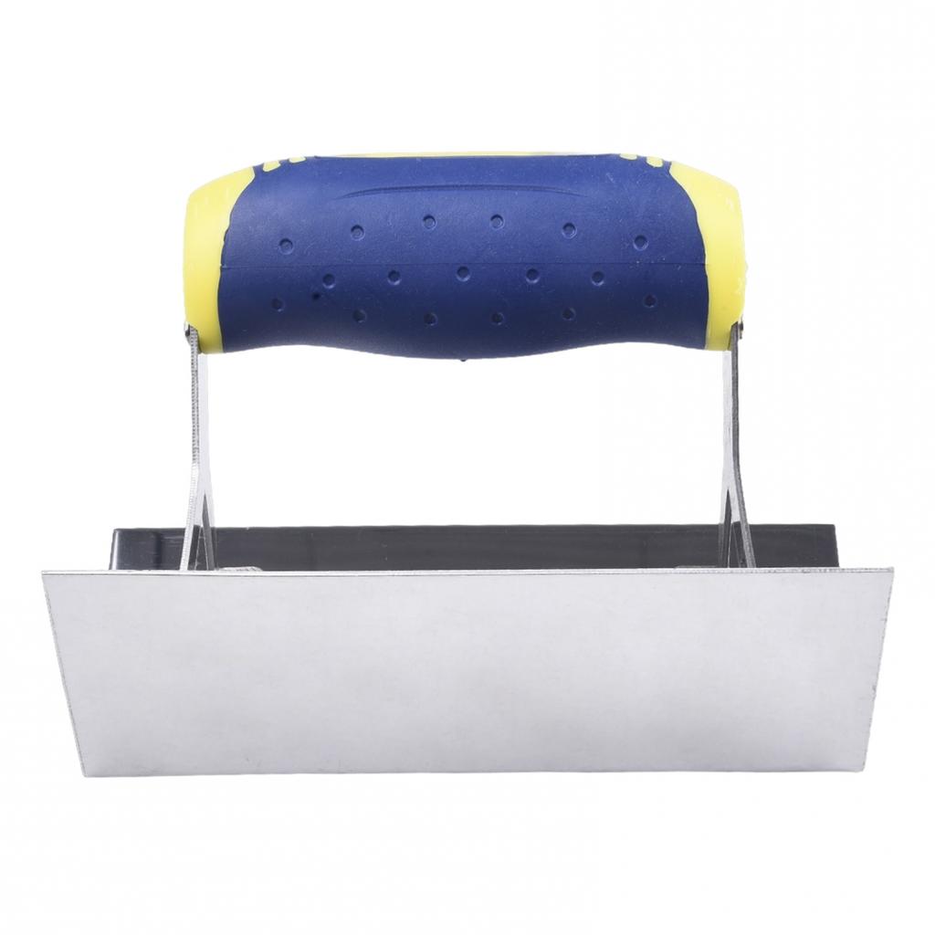 Superior Finish with Stainless Steel Tools for Flawless Concrete Edging