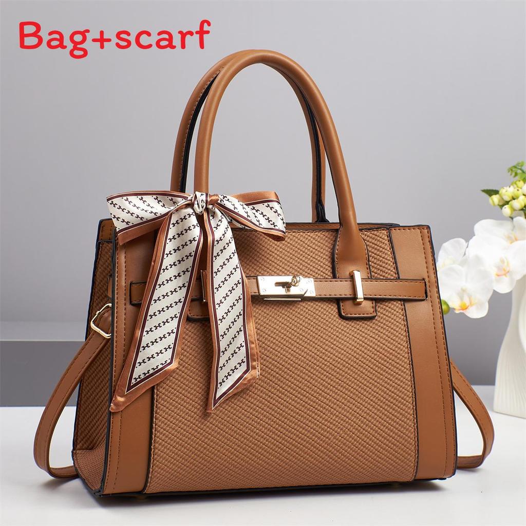 Elegant Pu Crossbody Bag With Lockdesigned Closure For Daily Use And Commuting