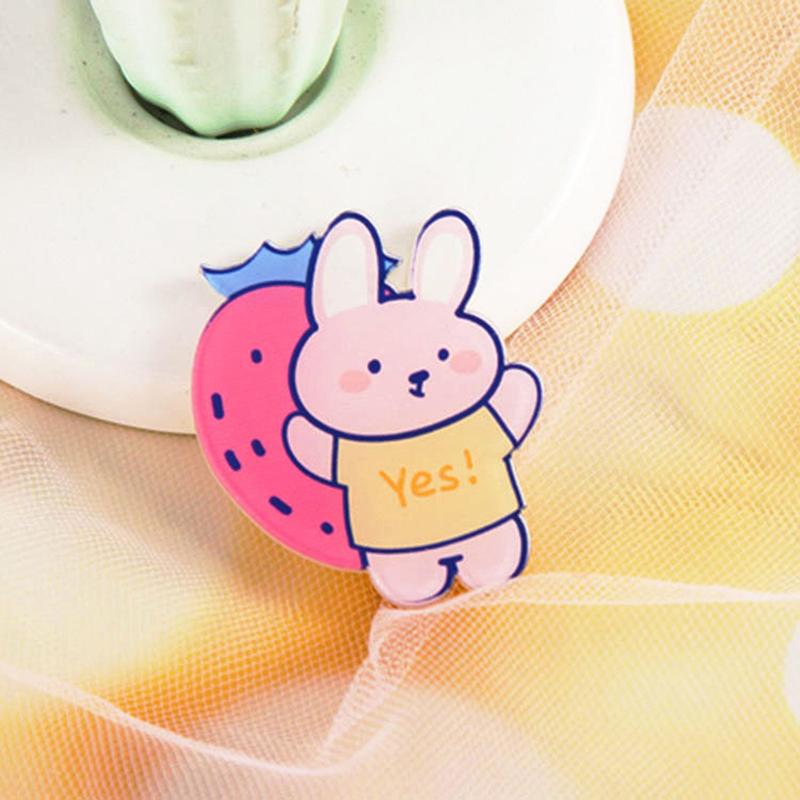 

Lovely Little Bear Brooch Korean Bears Compact Emblem Decorative Acrylic Brooches Bag Light Pendant Cute Clothing Parts Gifts