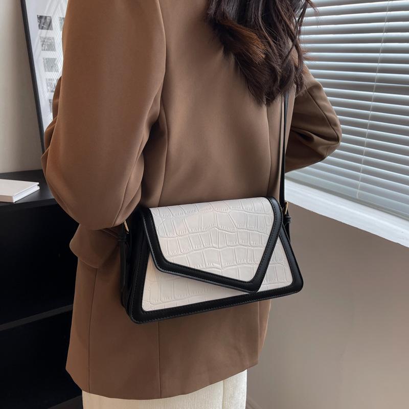 Bag Women's New Spring and Summer Armpit Bag Trendy Stone Pattern Small Square Bag Shoulder Bag Texture Fashionable Messenger Bag