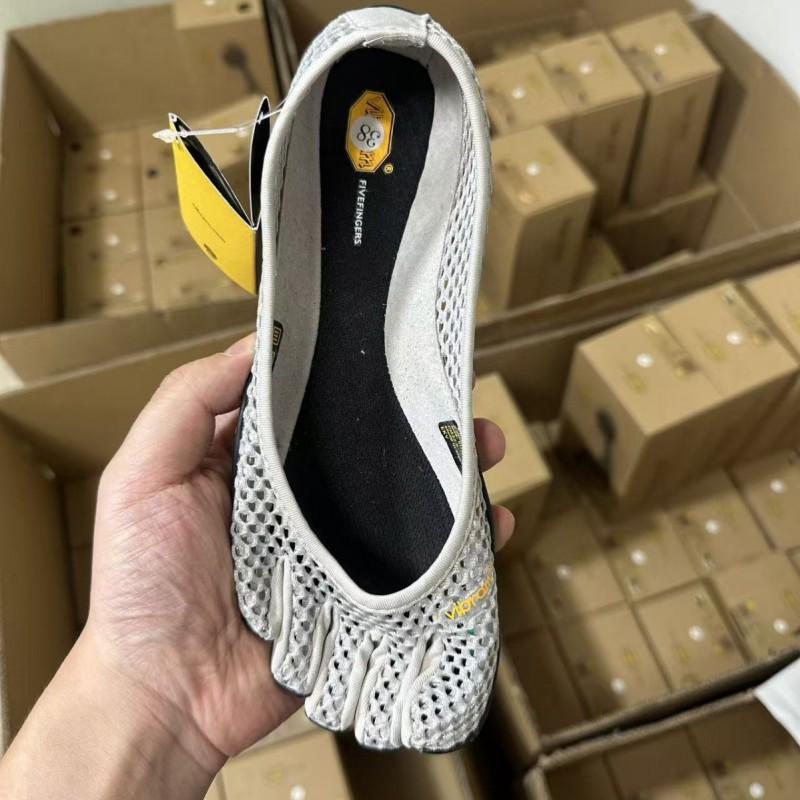 Fünf Finger Barfuß-Stil Indoor Fitnessschuhe Yoga Pilates Tanz Atmungsaktives Netz Zehentrenner Sneaker