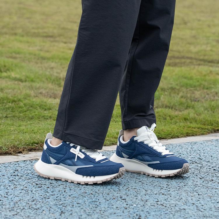 Reebok Cl Legacy W+ Fashion Sports Comfortable Thick Sole Casual Shoes Low Top Running Shoes Unisex sneaker Navy-Blue 24FRC903U1GB4