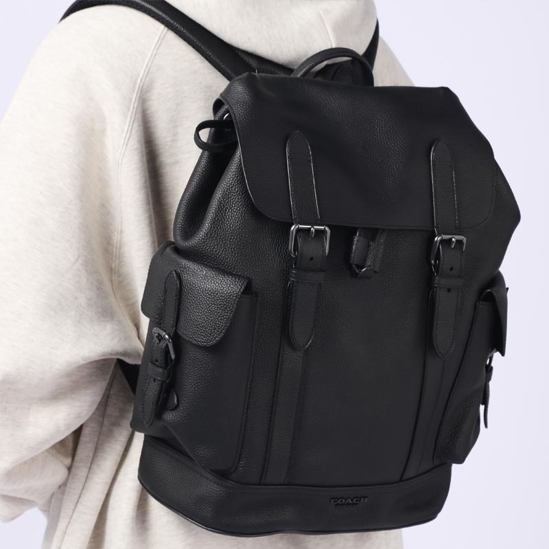COACH Hudson 26 Logo embossed flap and drawstring closure Pebbled cow leather Hiking bag Backpack Medium Men's Black