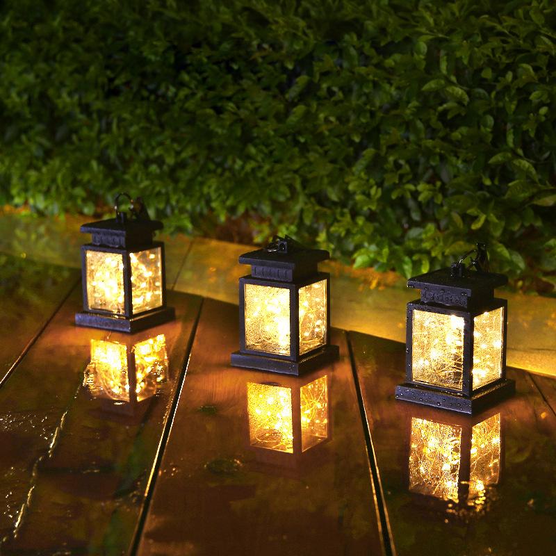 Cross-Border Solar Palace Lantern: Handheld Outdoor Hanging Light for Garden and Courtyard Decor.