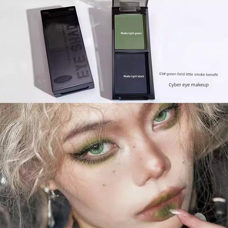 Dark Cool Pink and Black Two-Tone Eyeshadow, Sweet and Cool Matte and Pearlescent Gothic Dark Smoky Lazy Earthy Punk
