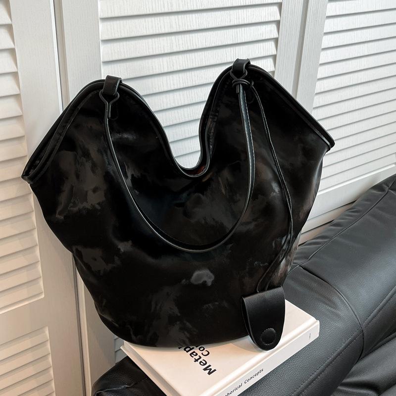 Retro Underarm Big Bag Women's 2025 New Fashionable Large-capacity Shoulder Tote Bag High-end Commuter Mother and Child Bag