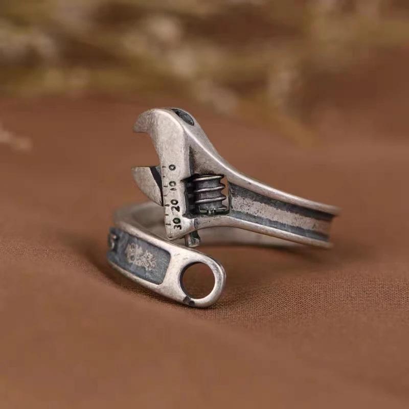 Werkzeug Schraubenschlüssel Offener Ring Silberbeschichtet Verstellbarer Ring Herren Motorrad Fahrrad Fahren Hip Hop Rock Trend Schmuck
