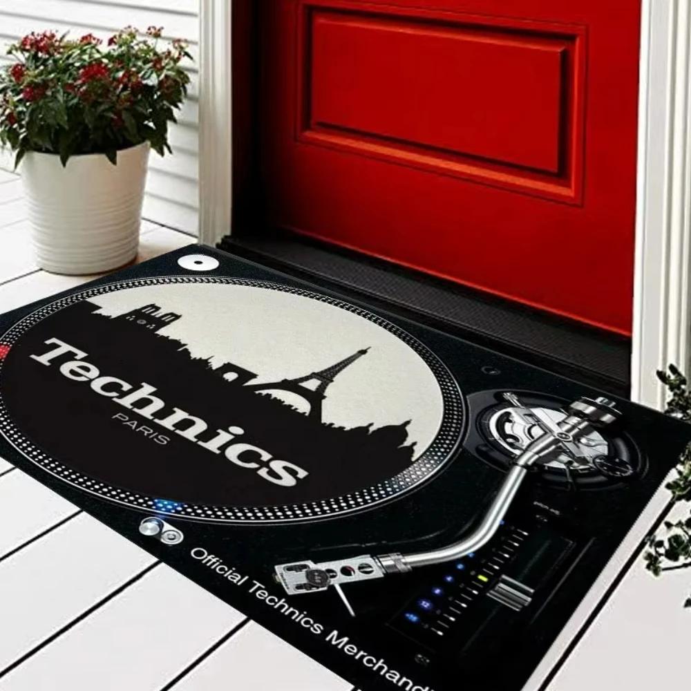 Classic and Retro Technics Design Floor Mat Carpet for Living Room Bedroom Non-Slip Soft Rug Playroom Outdoor Entry Doormat