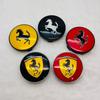 1 ks 60mm pro kryt kola vozu Ferrari Modifikace ocelového ráfku Univerzální Zlaté Logo Výstavní Znak Dekorace Samolepky Příslušenství