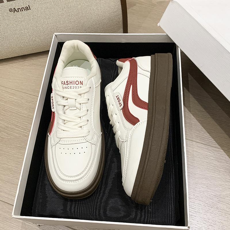 Little white shoes women's 2025 new spring and autumn thick-soled versatile explosive shoes fashion temperament women's shoes soft-soled sports board