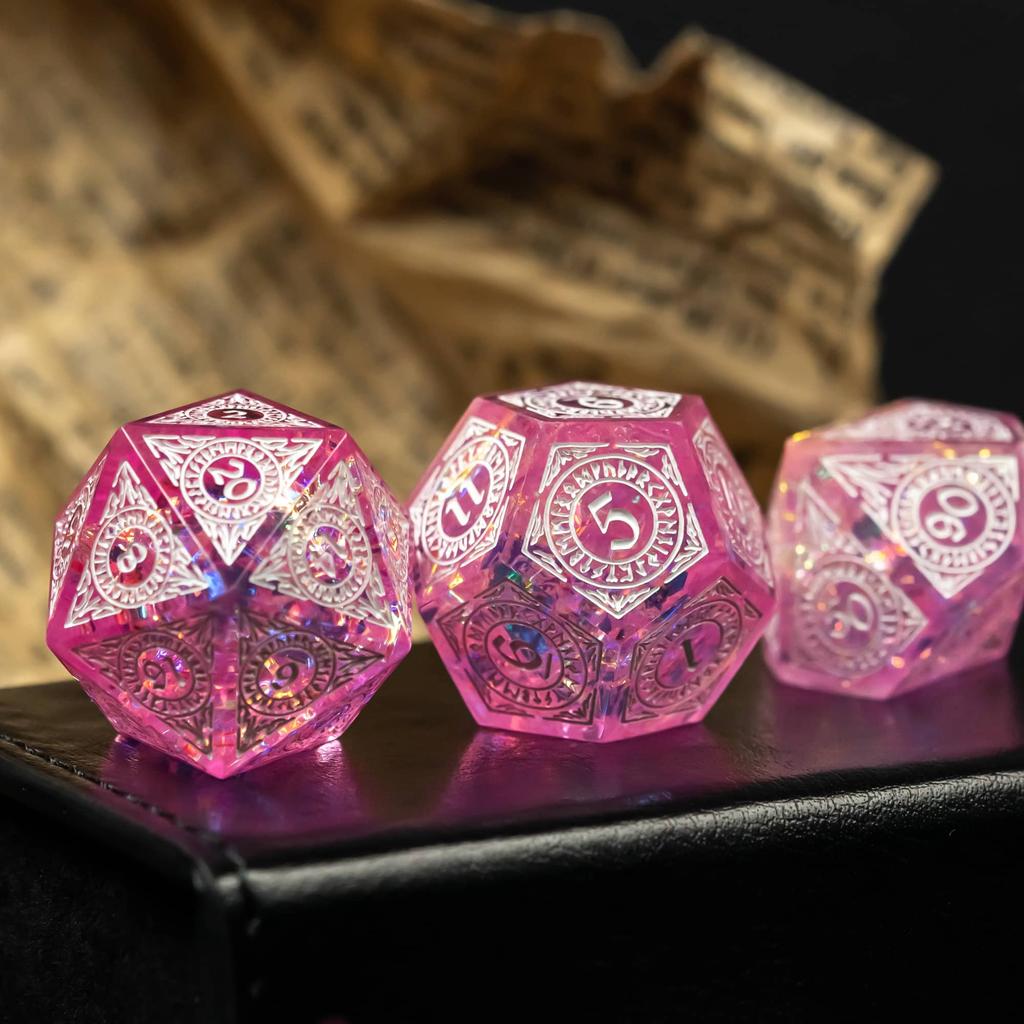 Cusdie Sharp Edges Dice DND Patterned D&D Dice Board Games 7 Handcrafted Polyhedral Dice Set for Role Playing Game Pathfinder