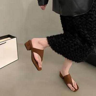 Damen-Zehensandalen Damen-Sommerbekleidung Neues Temperament Wildleder Feenstil Retro-Design Dicke Ferse Zehensandalen